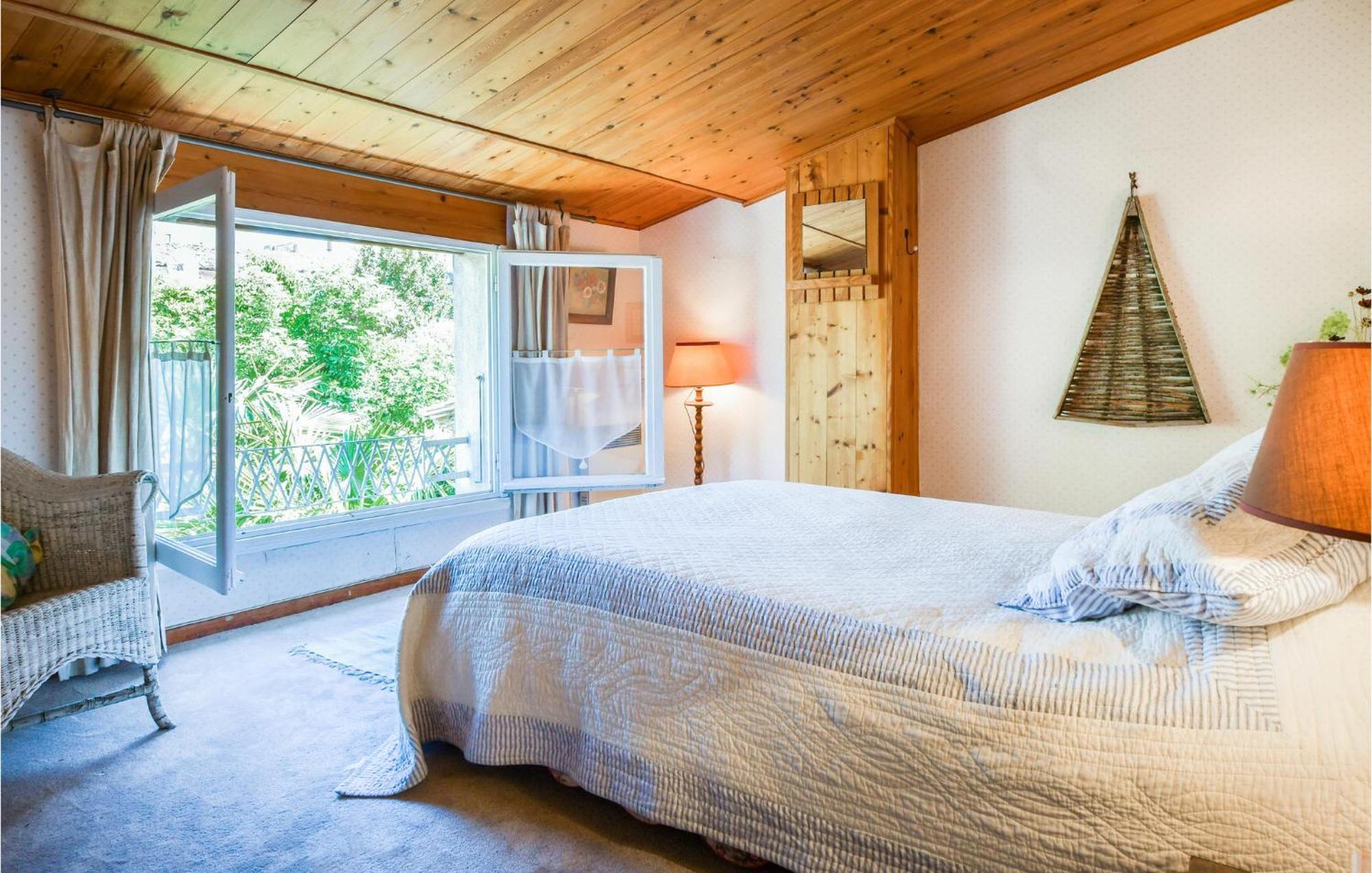 Holiday home 2 Bedroom Amazing In